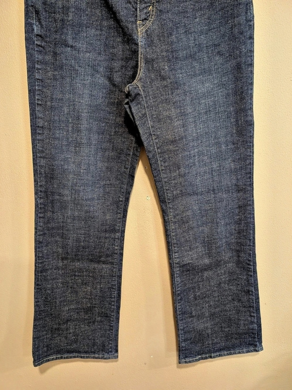 Levi's Perfectly Slimming Boot Cut 512 Jeans Boot Cut Jeans in Blue Waist 12 - Picture 8 of 15